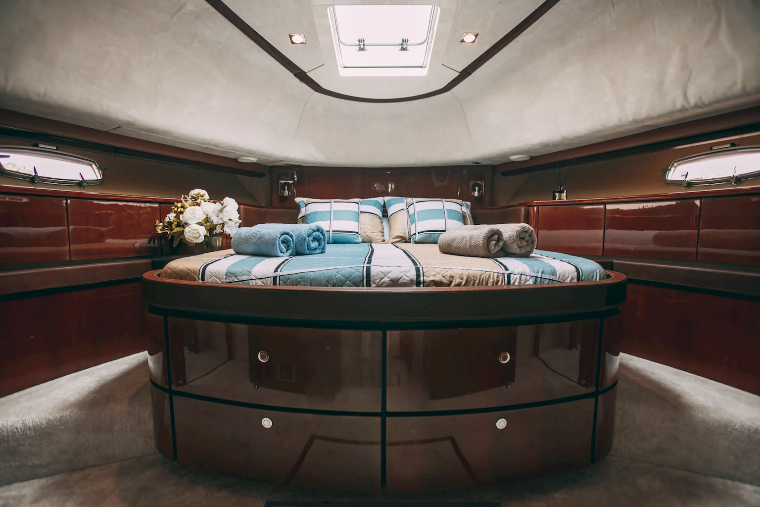 Fairline Squadron 68 (Аврора) image- 30